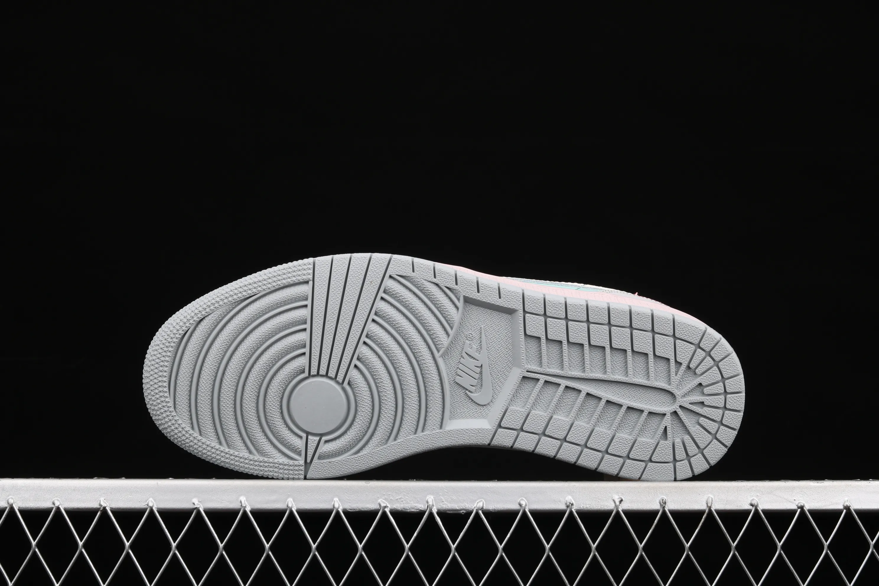 All categories Air Jordan Jordan series basketball shoes Air Jordan 1 Low Air Jordan Low SE AJ1 Joe 1 color stitching candy low-top basketball shoes DJ5196-615